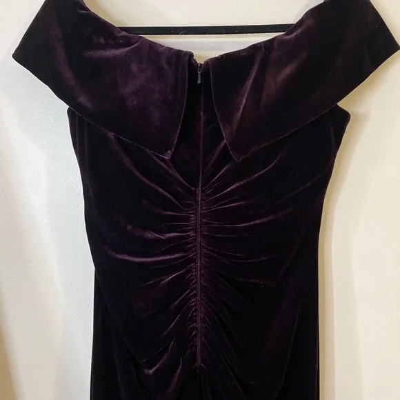 Xscape Velvet Burgundy Off the shoulder Evening maxi Dress Gown with side slit - Picture 13 of 13